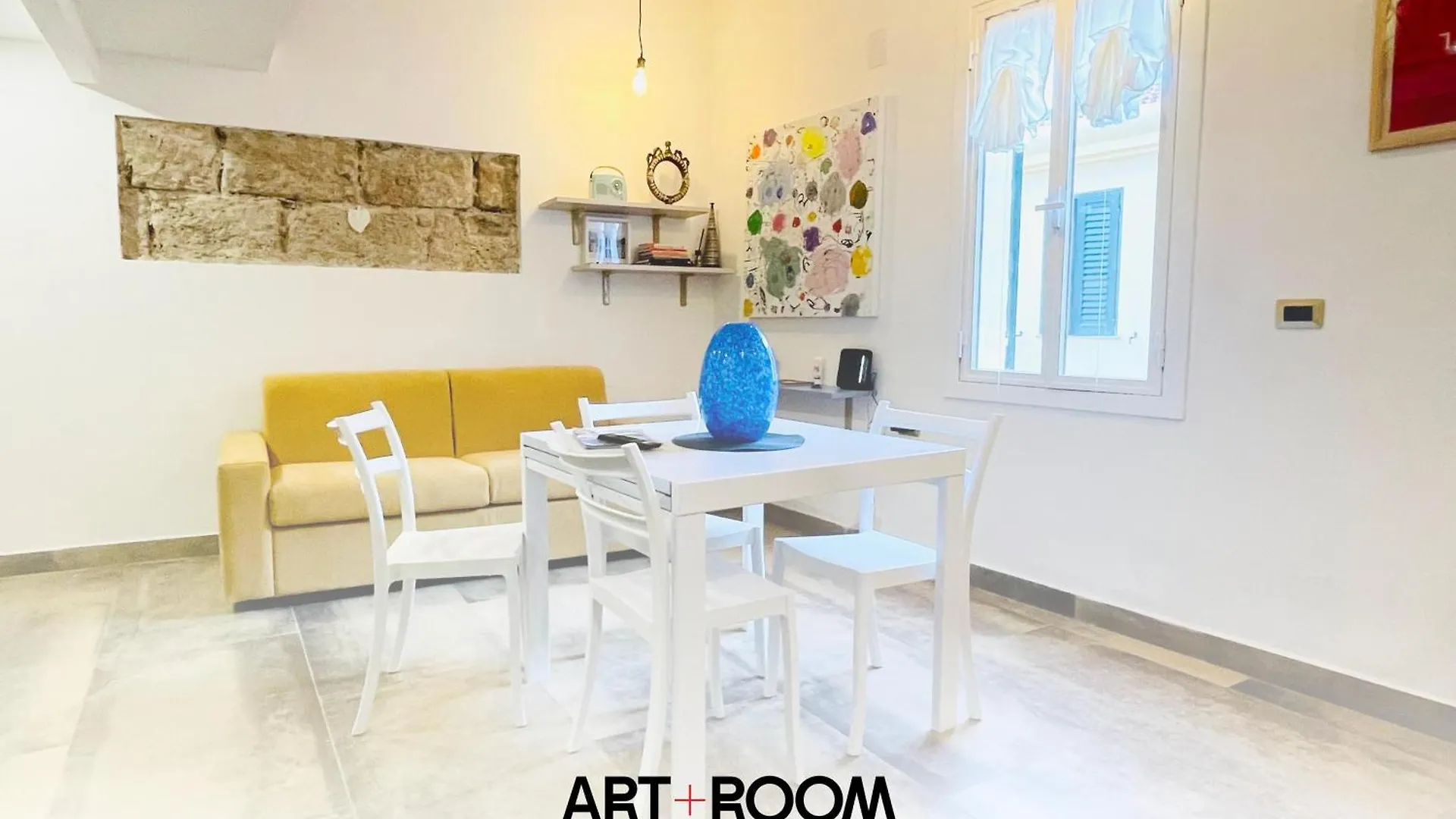 Dali Art Room Alghero 0*,  Italien